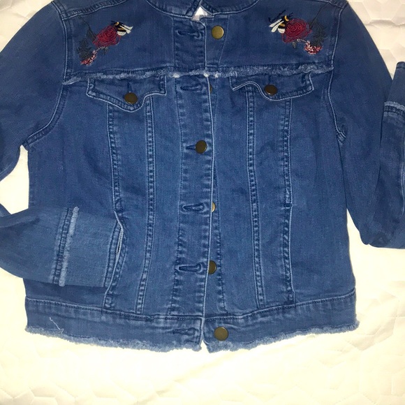 Ladies Denim Jacket - Picture 3 of 5